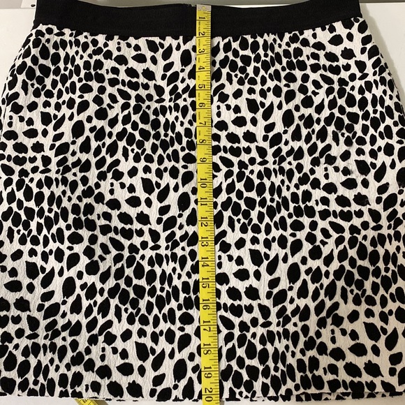 Ann Taylor leopard print skirt - Picture 7 of 8